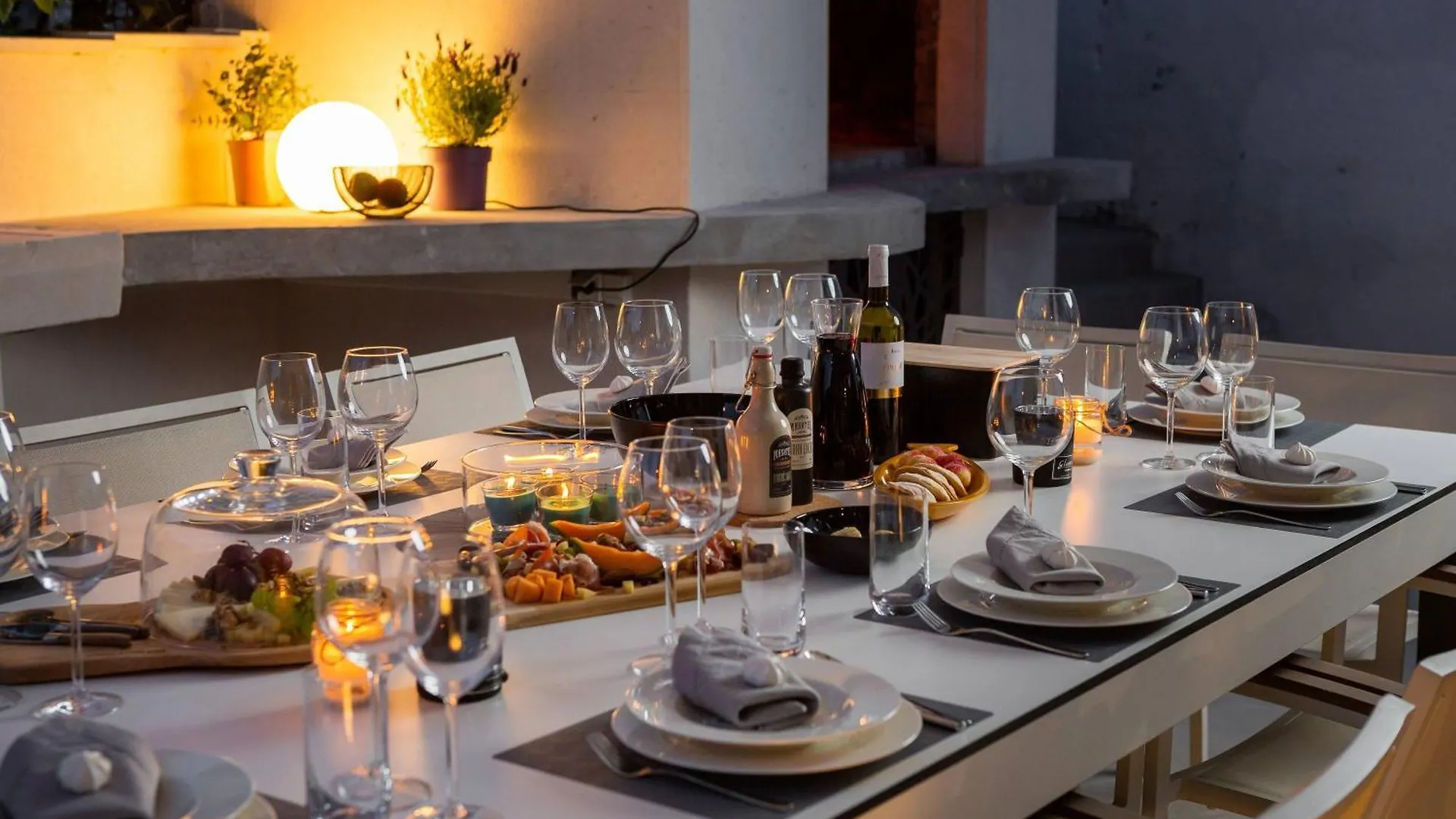 Stunning Villa Scorpaena With Swimming Pool Задар