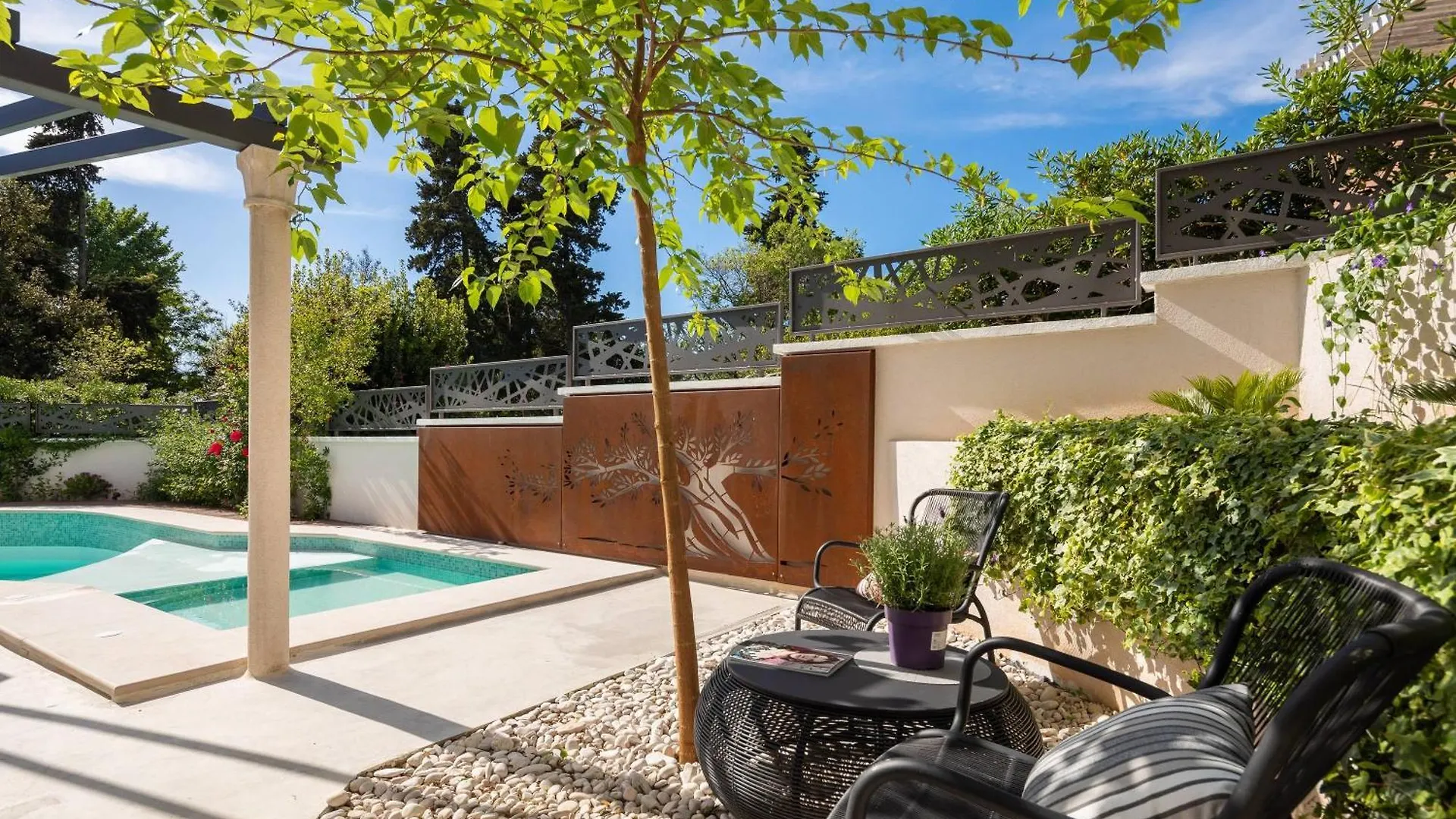 Stunning Villa Scorpaena With Swimming Pool Задар
